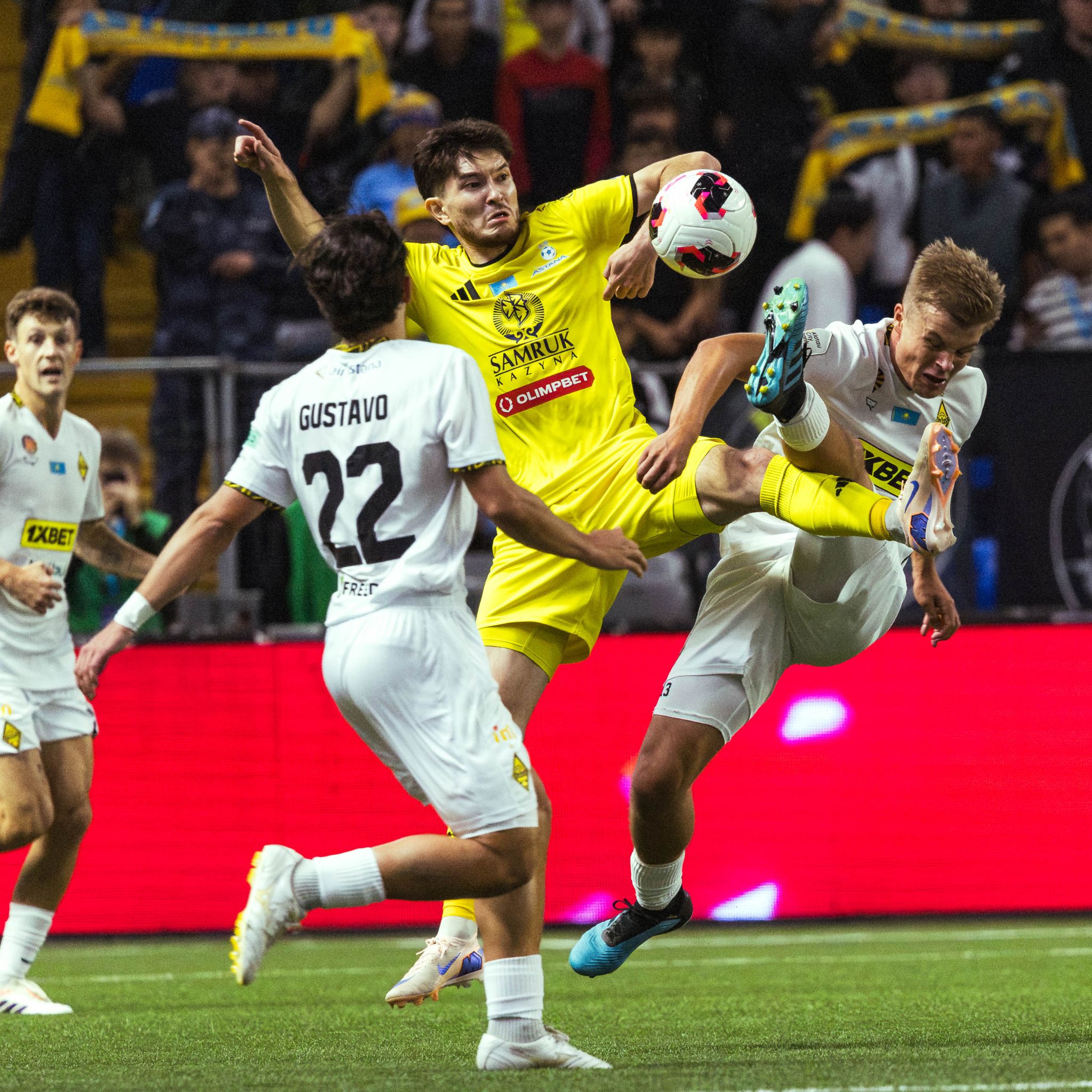 Фотография из серии: ФК Астана - ФК Кайрат 1-0 — кадр №151