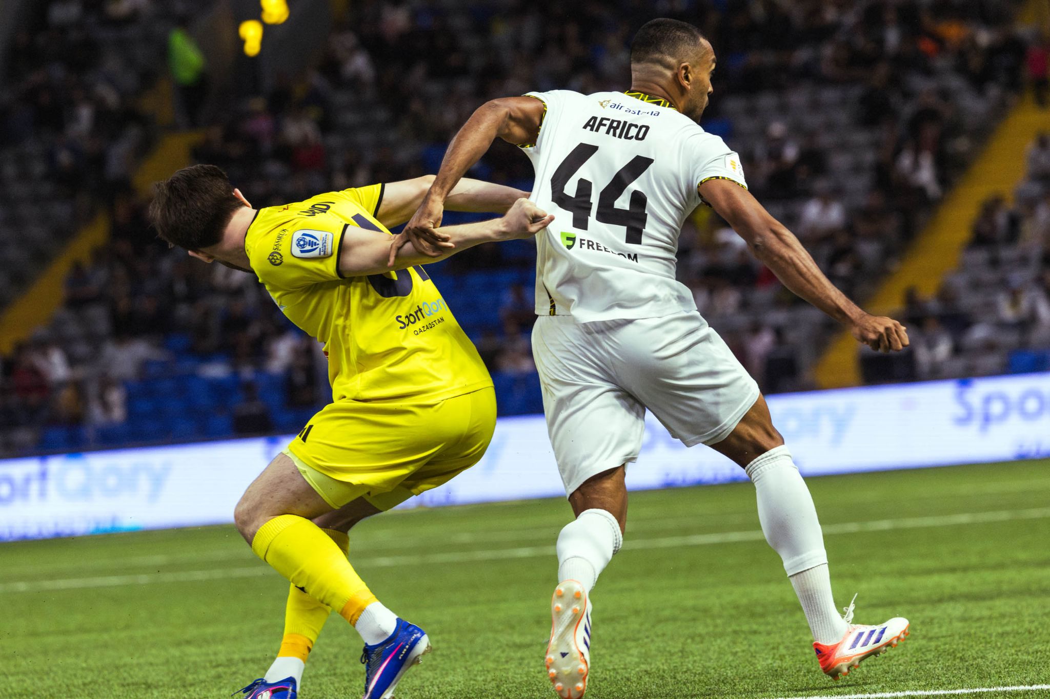 Фотография из серии: ФК Астана - ФК Кайрат 1-0 — кадр №12