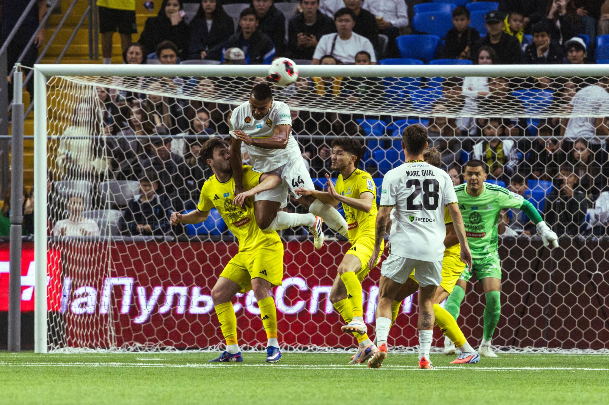 Фотография из серии: ФК Астана - ФК Кайрат 1-0 — кадр №39