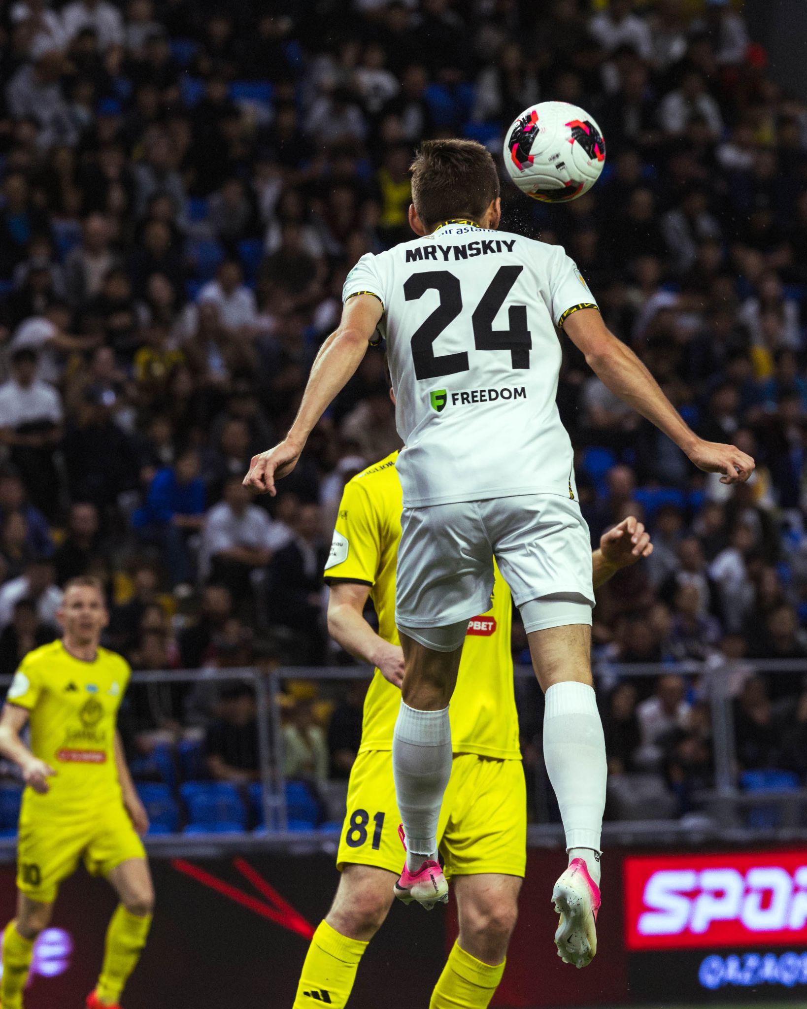 Фотография из серии: ФК Астана - ФК Кайрат 1-0 — кадр №55